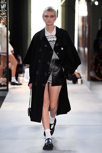 Look 66